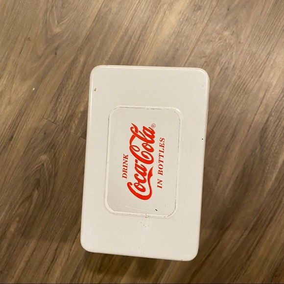 Vintage Coca Cola Mini Tin Storage 3.5in x 2.5in x 5.25in - Picture 5 of 6
